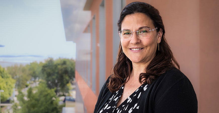 Professor Eva De Alba Bastarrechea